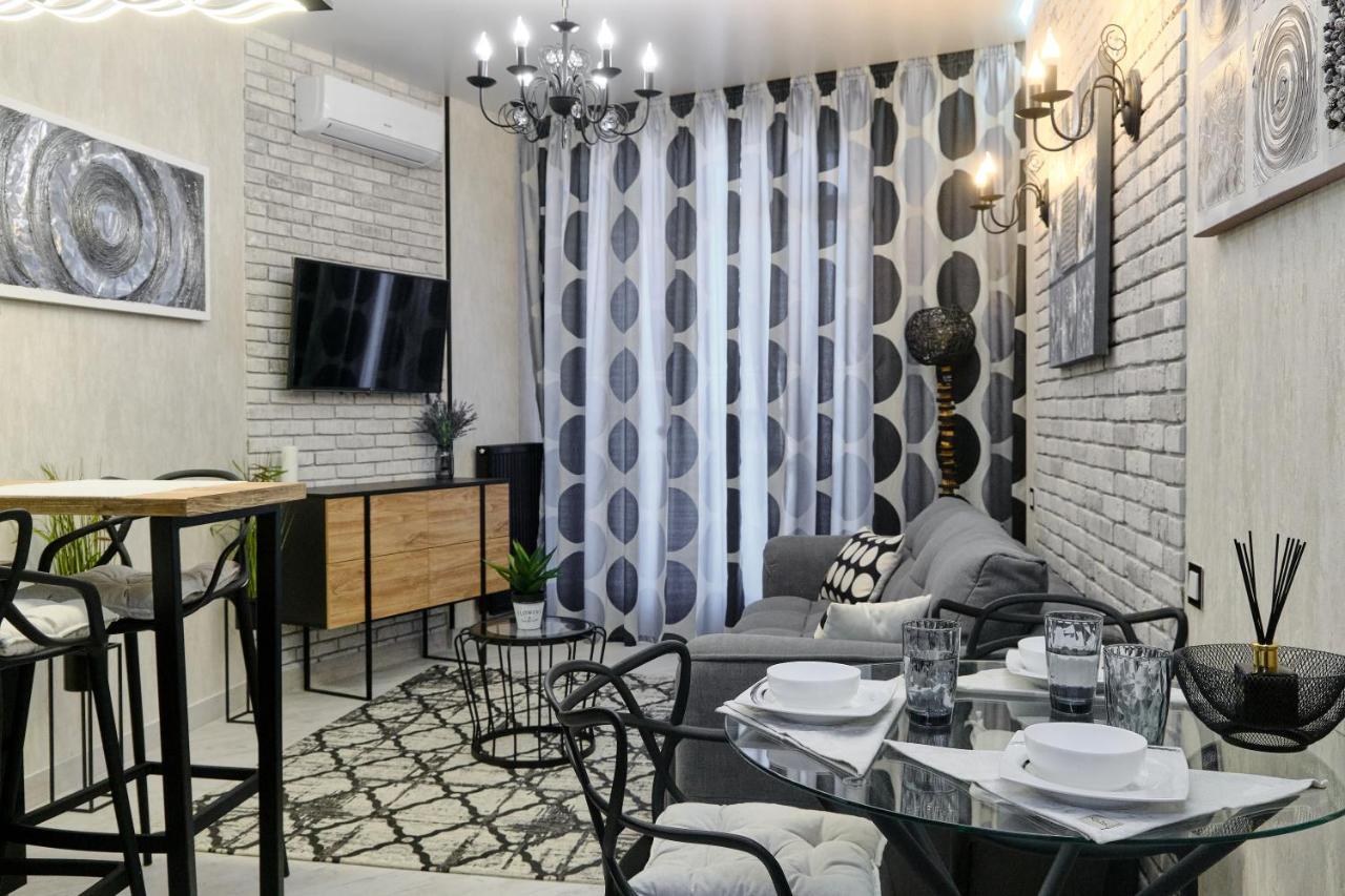 Luxury Apartments Sea View Julymia オデッサ エクステリア 写真